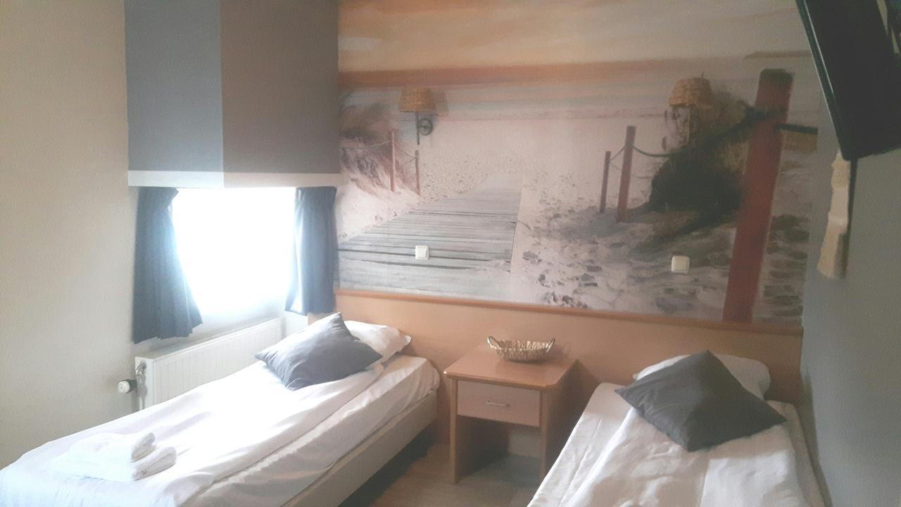 Triple Room with Private Bathroom,28471811:JPEG